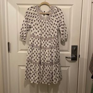 White orint ruffle dress  3/4 sleeve lined never worn